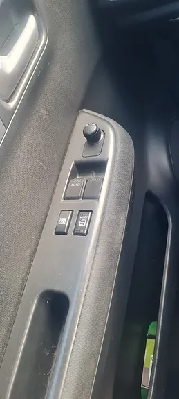Suzuki Swift 2008 photo 2