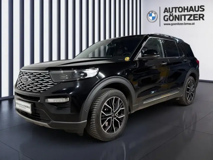 Ford Explorer 2021 photo 2
