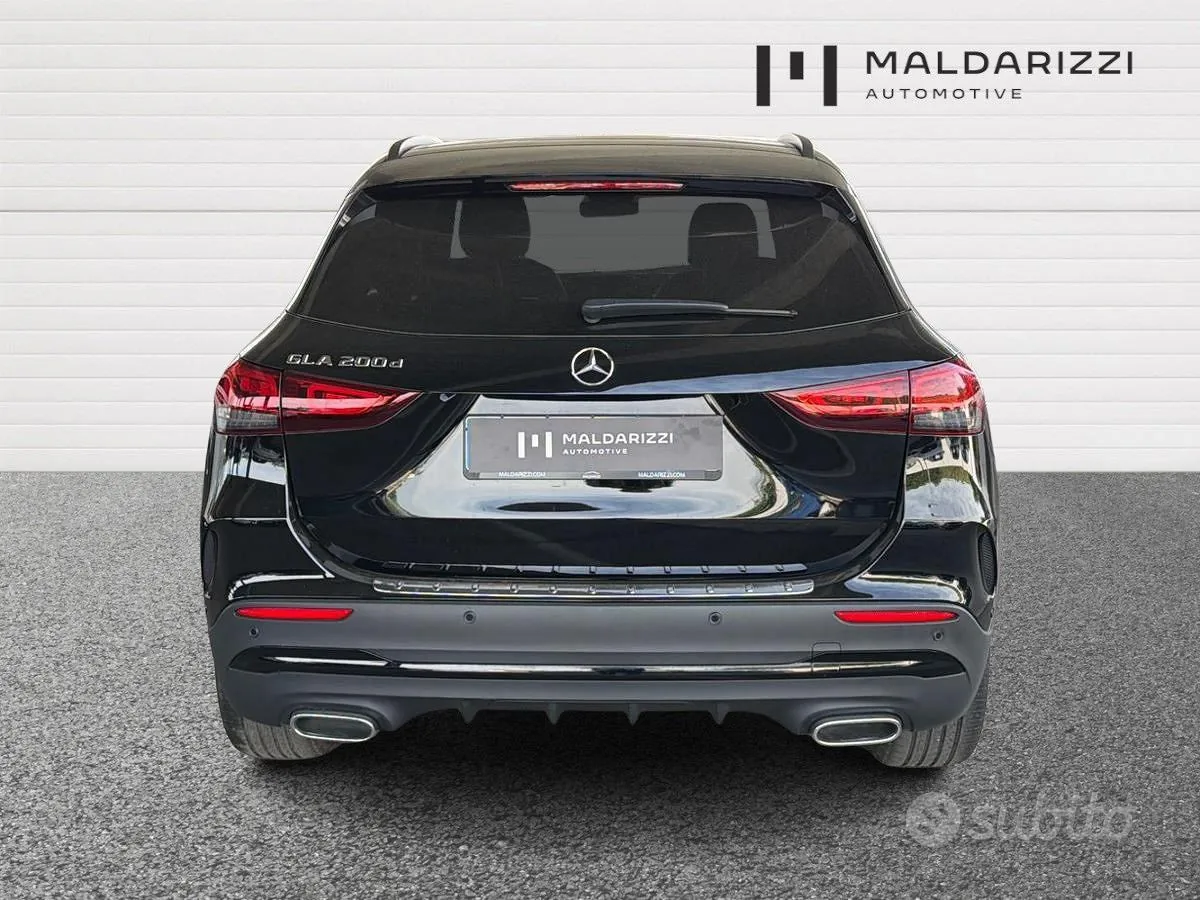 Mercedes-Benz Gla 2023 photo 3
