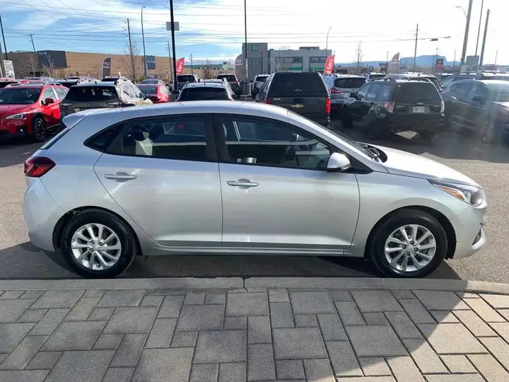Hyundai Accent 2019 photo 4