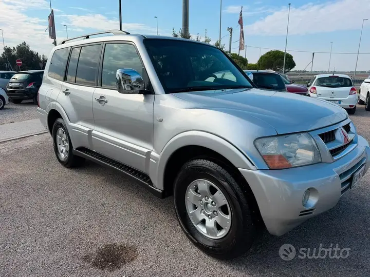 Mitsubishi Pajero 2003 photo 4