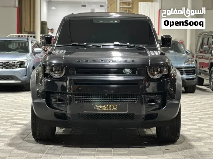 Land Rover Defender 2021 photo 2