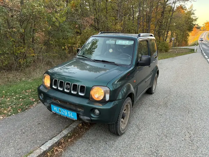 Suzuki Jimny 2004 photo 2