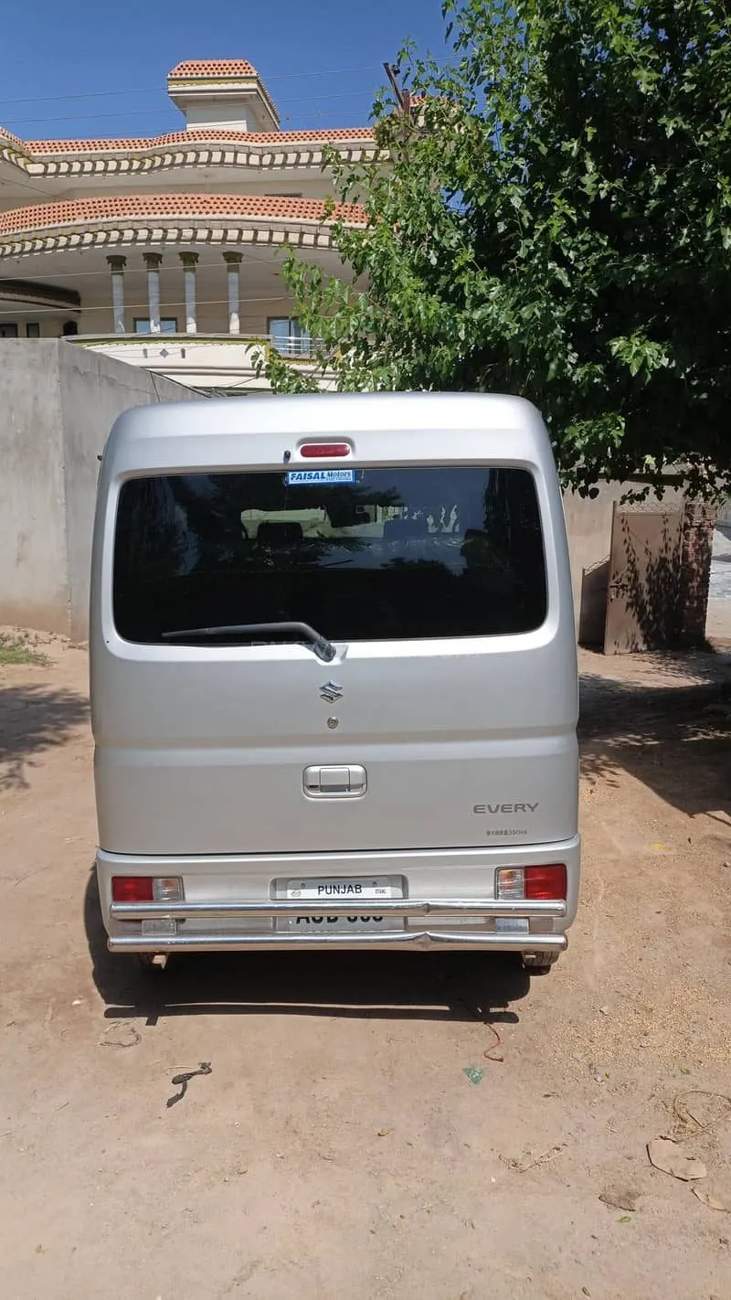 Suzuki Every 2024