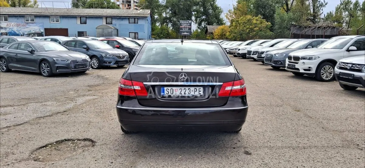 Mercedes-Benz E 250 2009 photo 4