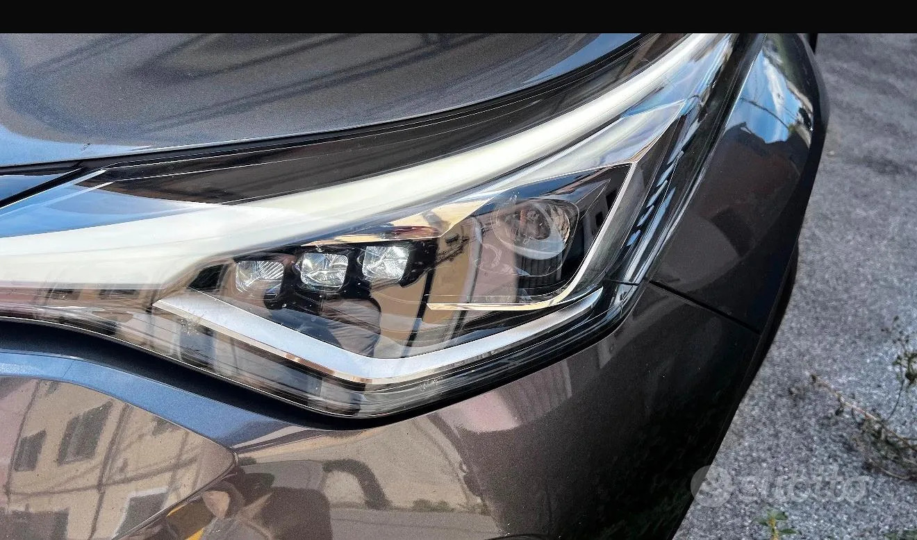 Toyota C-Hr 2022 photo 4