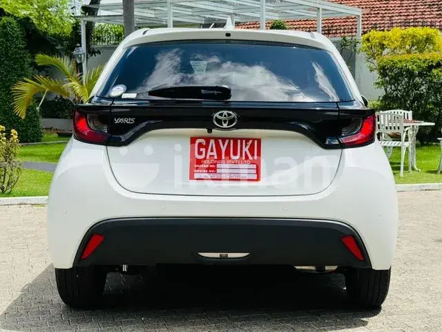 Toyota Yaris 2023 photo 5