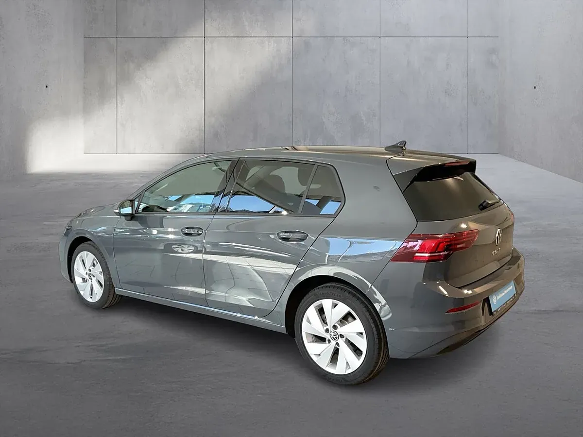 Volkswagen Golf 2026 photo 3