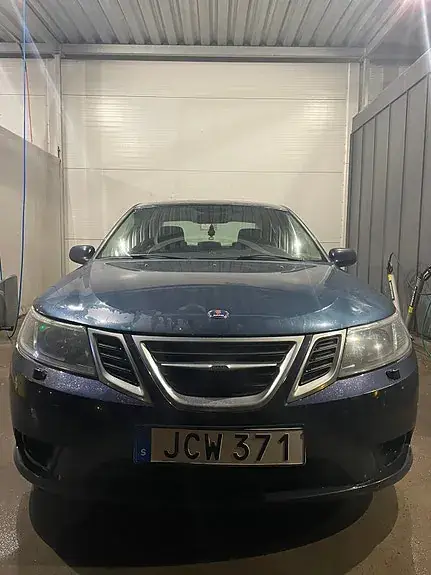 Saab 9-3 2010 photo 2
