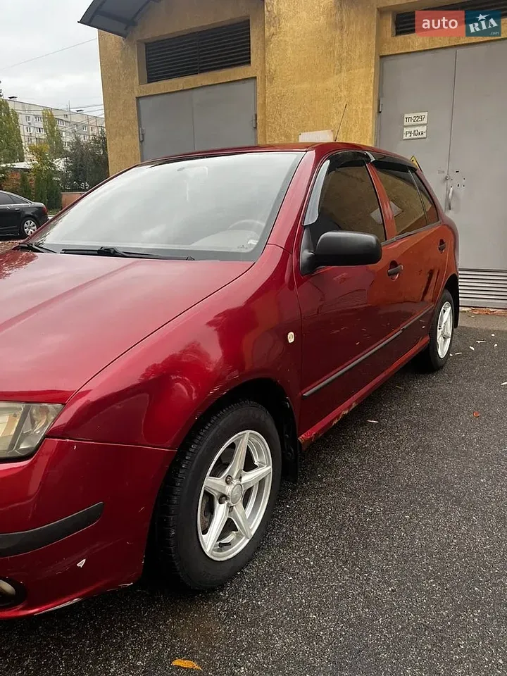 Skoda Fabia 2004 photo 4