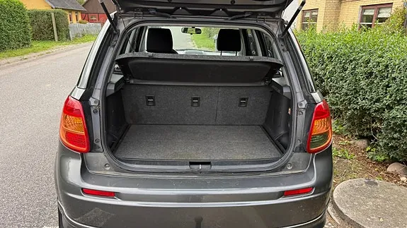 Suzuki Sx4 2010 photo 3