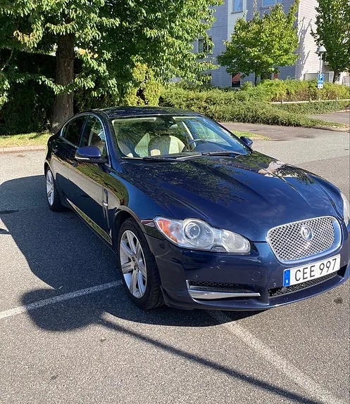 Jaguar Xf 2010 photo 4