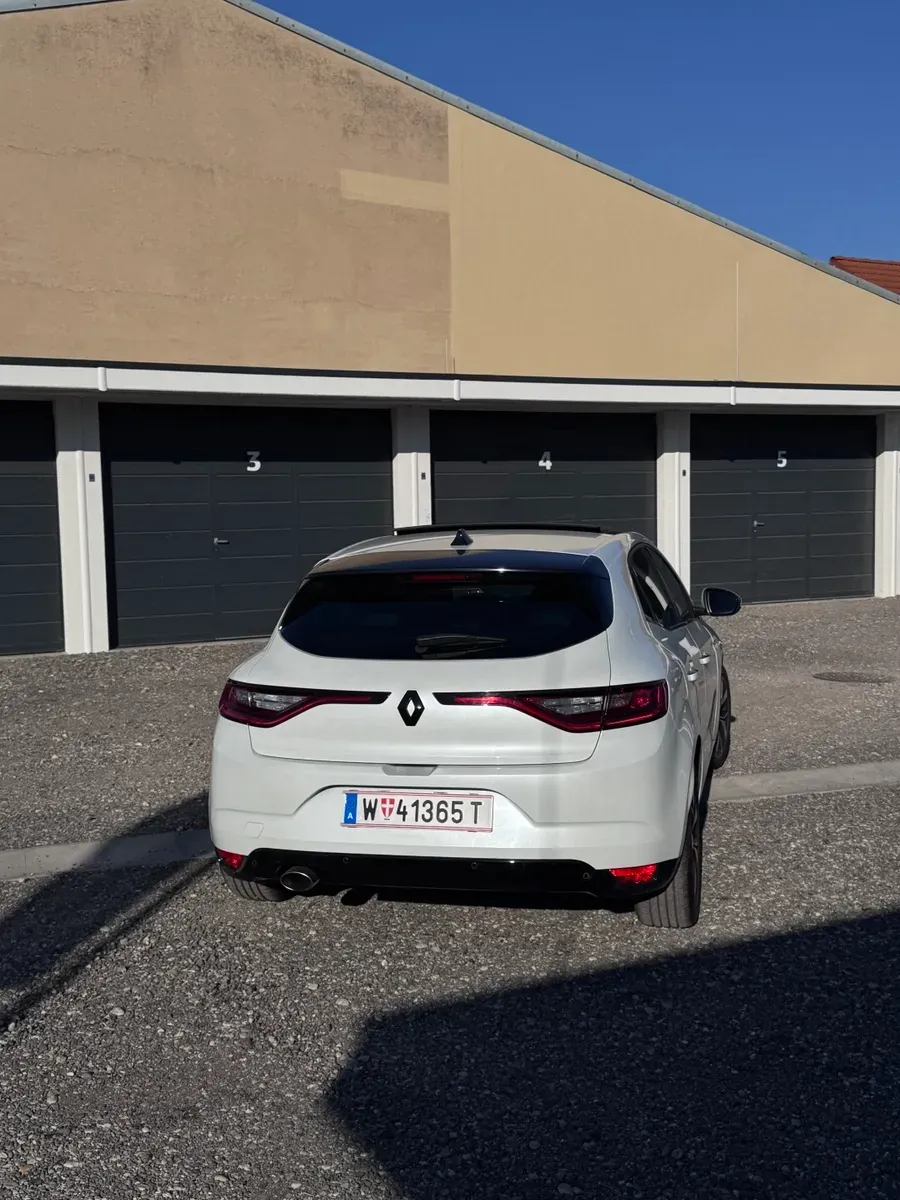 Renault Megane 2017 photo 3