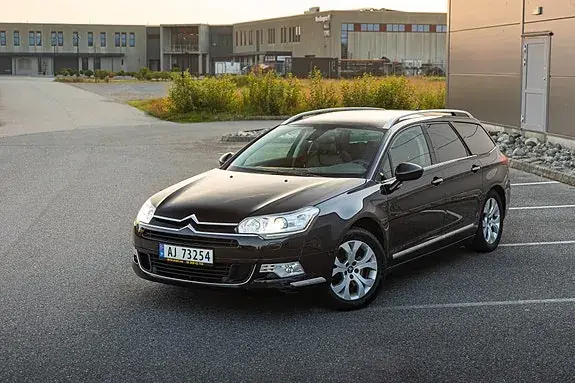 Citroen C5 2011 photo 2