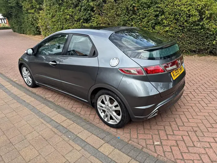 Honda Civic 2010 photo 4