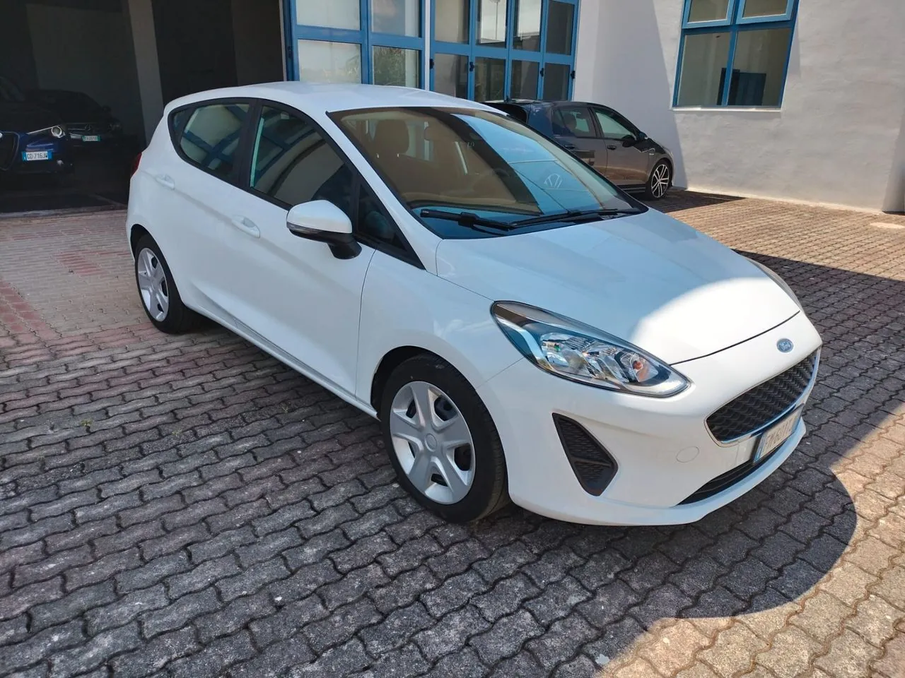 Ford Fiesta 2017 photo 2