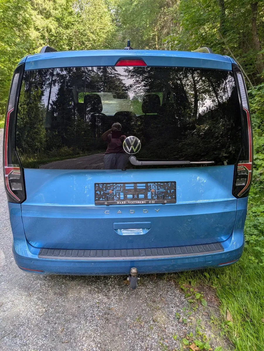 Volkswagen Caddy 2021 photo 2