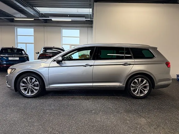Volkswagen Passat 2018 photo 3