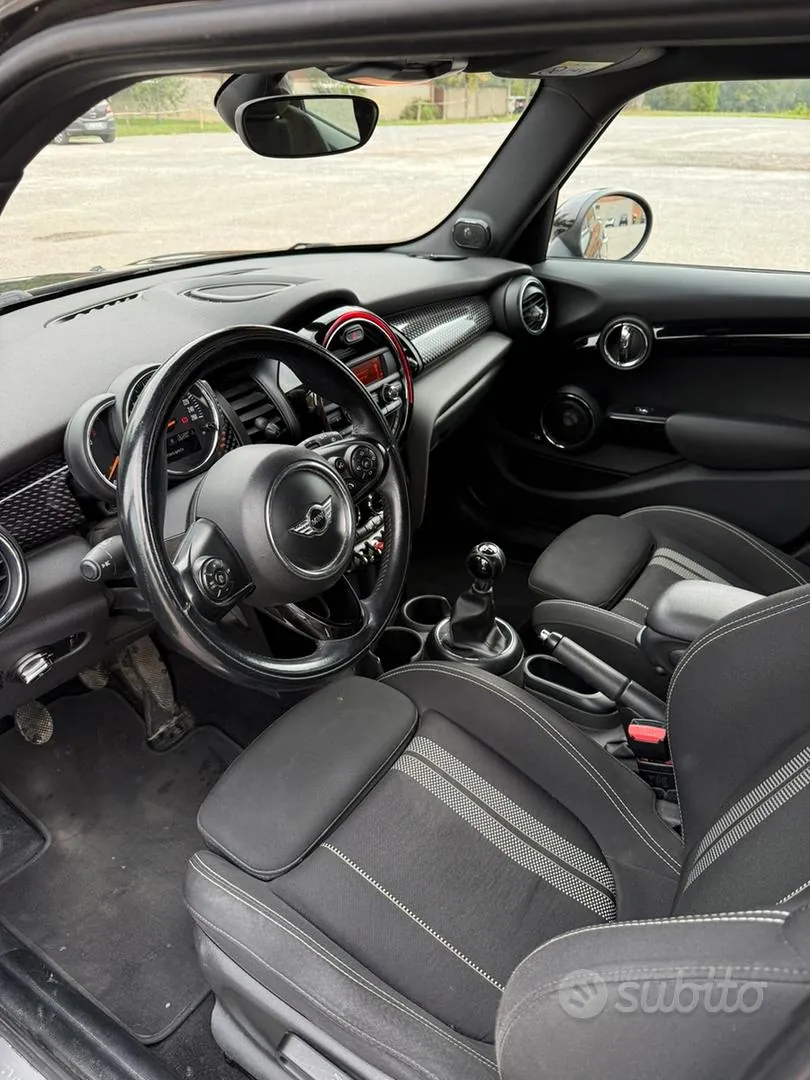 Mini Cooper S 2015 photo 5