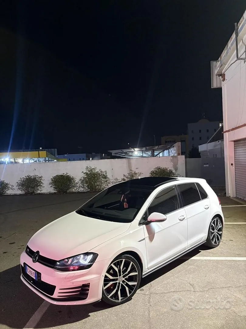 Volkswagen Golf 2017 photo 2