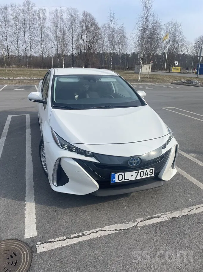 Toyota Prius 2020 photo 3