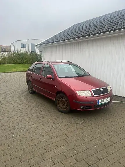 Skoda Fabia 2007 photo 3