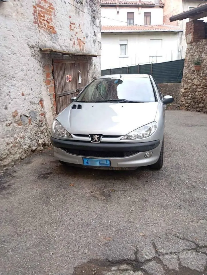 Peugeot 206 2003 photo 5