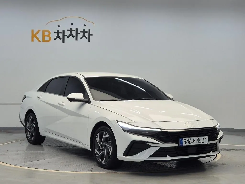 Hyundai Avante 2024 photo 4