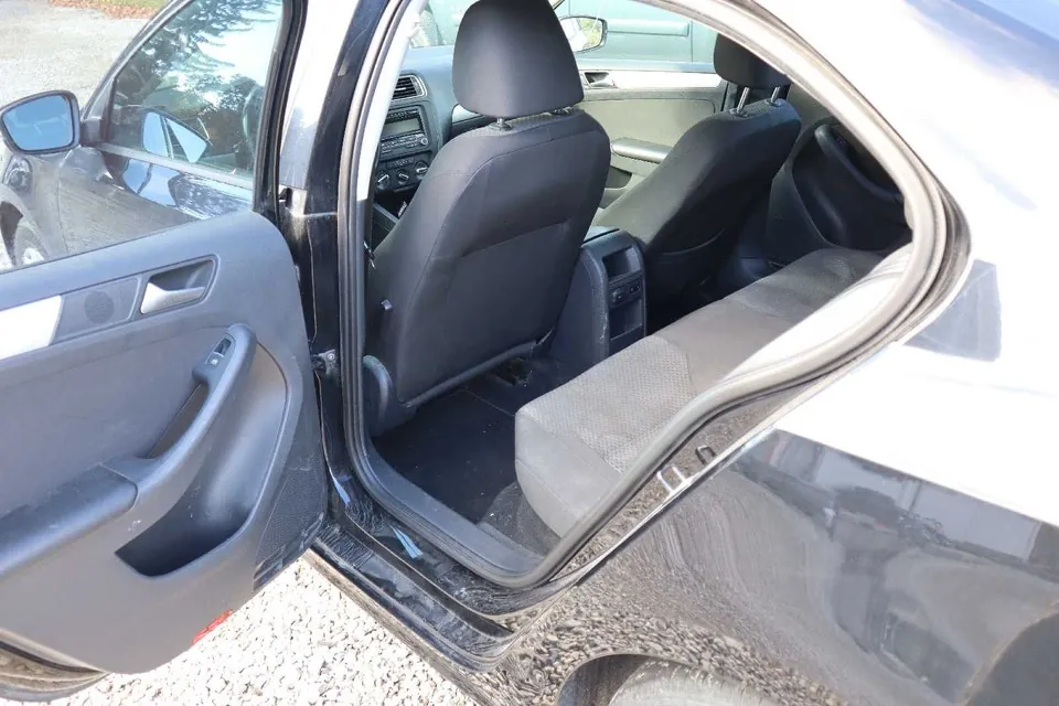 Volkswagen Jetta 2013 photo 4