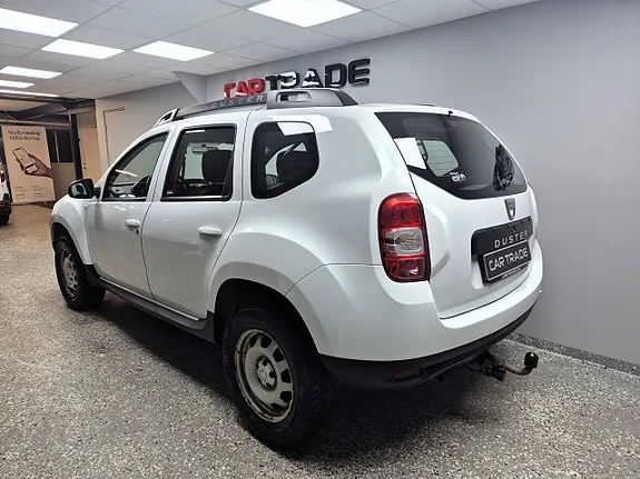 Dacia Duster 2015 photo 4