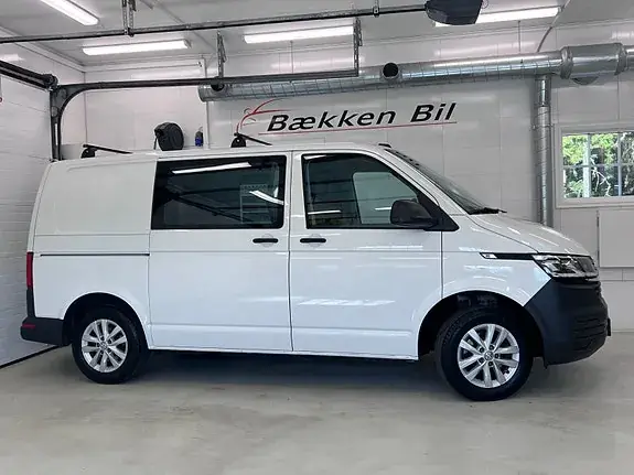 Volkswagen Transporter 2022 photo 4