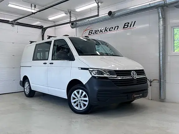 Volkswagen Transporter 2022 photo 3