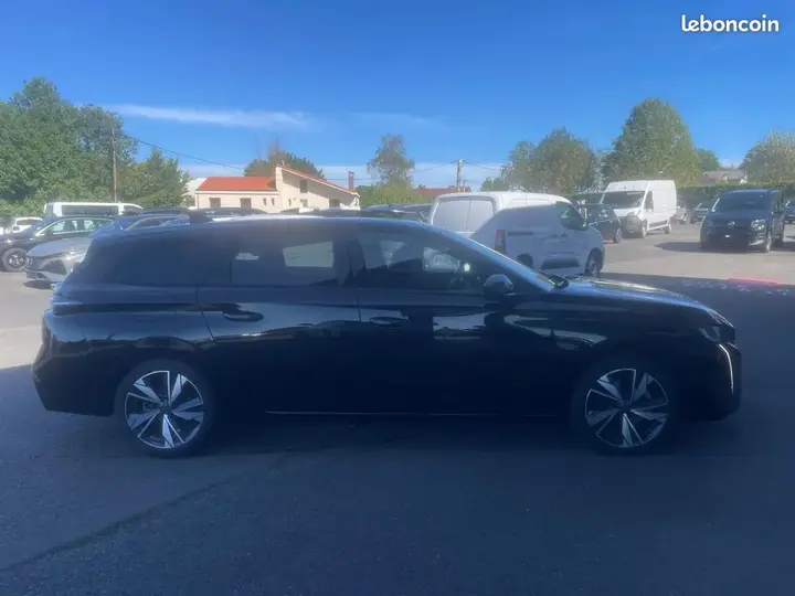 Peugeot 308 2023 photo 2