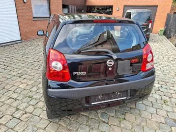 Nissan Pixo 2010 photo 3