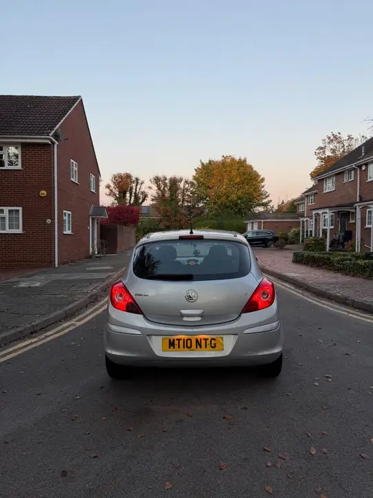 Vauxhall Corsa 2010 photo 5
