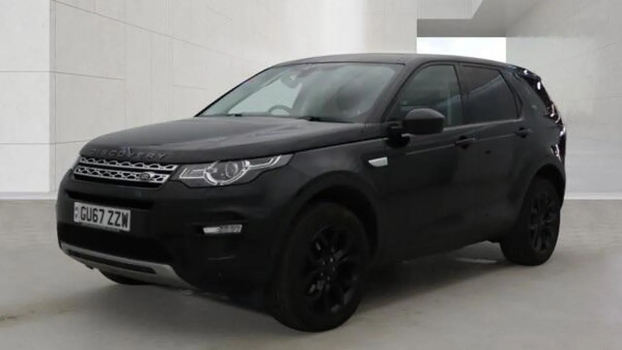 Land Rover Discovery Sport 2017 photo 3