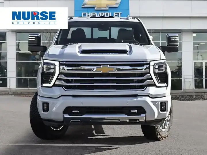 Chevrolet Silverado 3500 2025 photo 2