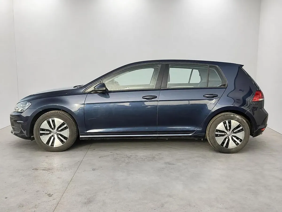 Volkswagen Golf 2013 photo 2