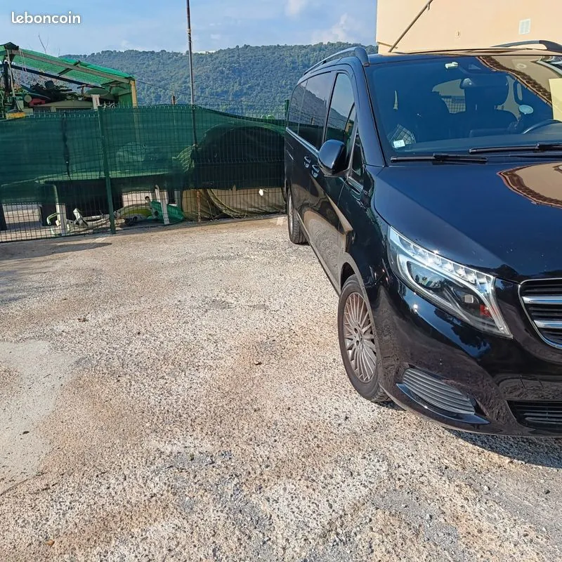Mercedes-Benz V-Class