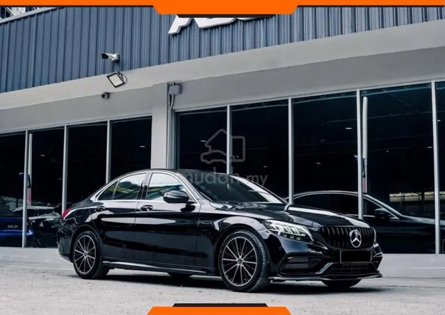 Mercedes-Benz C200