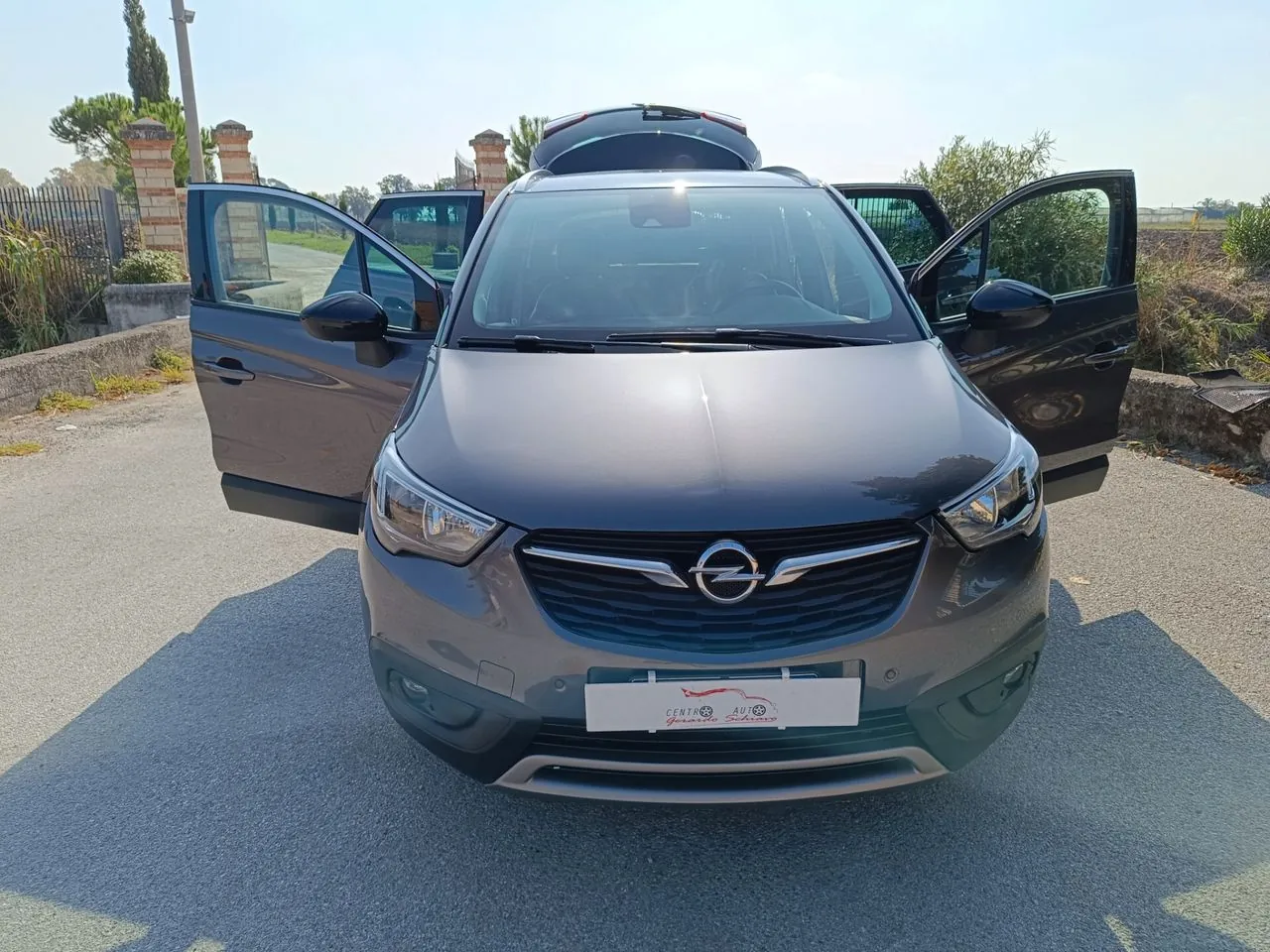 Opel Crossland X 2019 photo 2