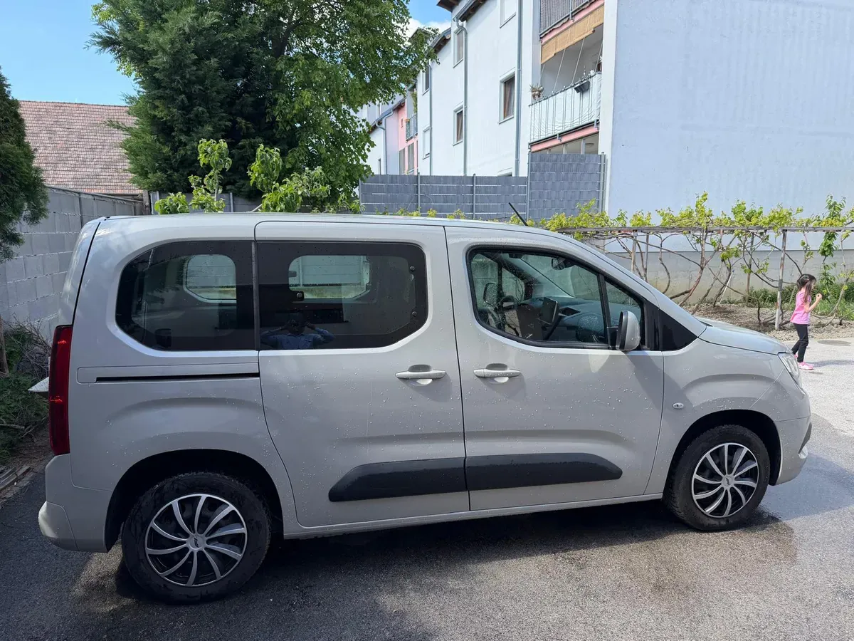 Opel Combo 2020 photo 2