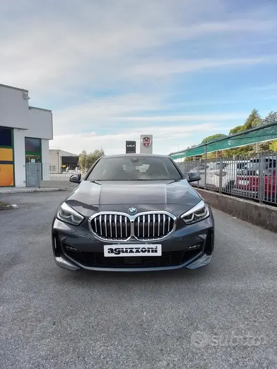BMW 118D 2021 photo 2