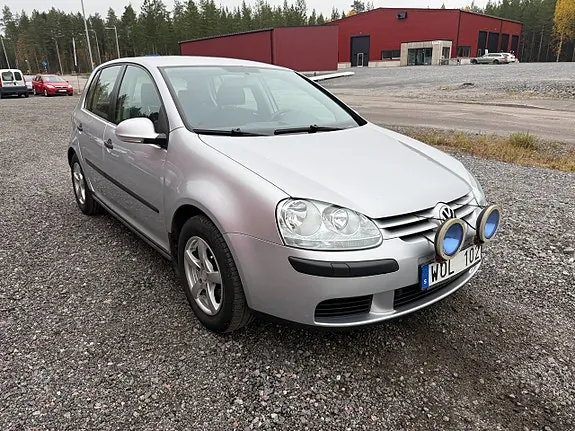 Volkswagen Golf 2005 photo 2
