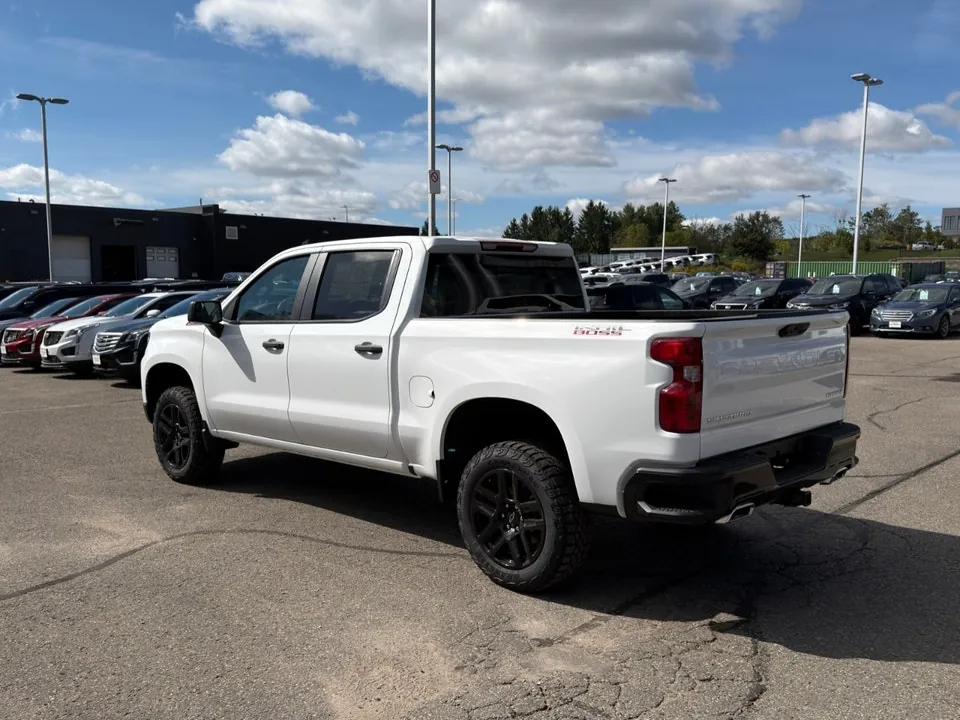 Chevrolet Silverado 1500 2026 photo 3