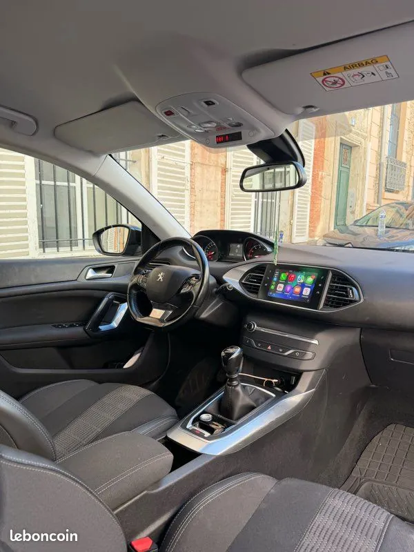 Peugeot 308 2020 photo 3