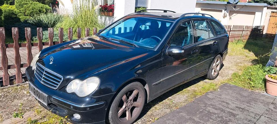 Mercedes-Benz C180