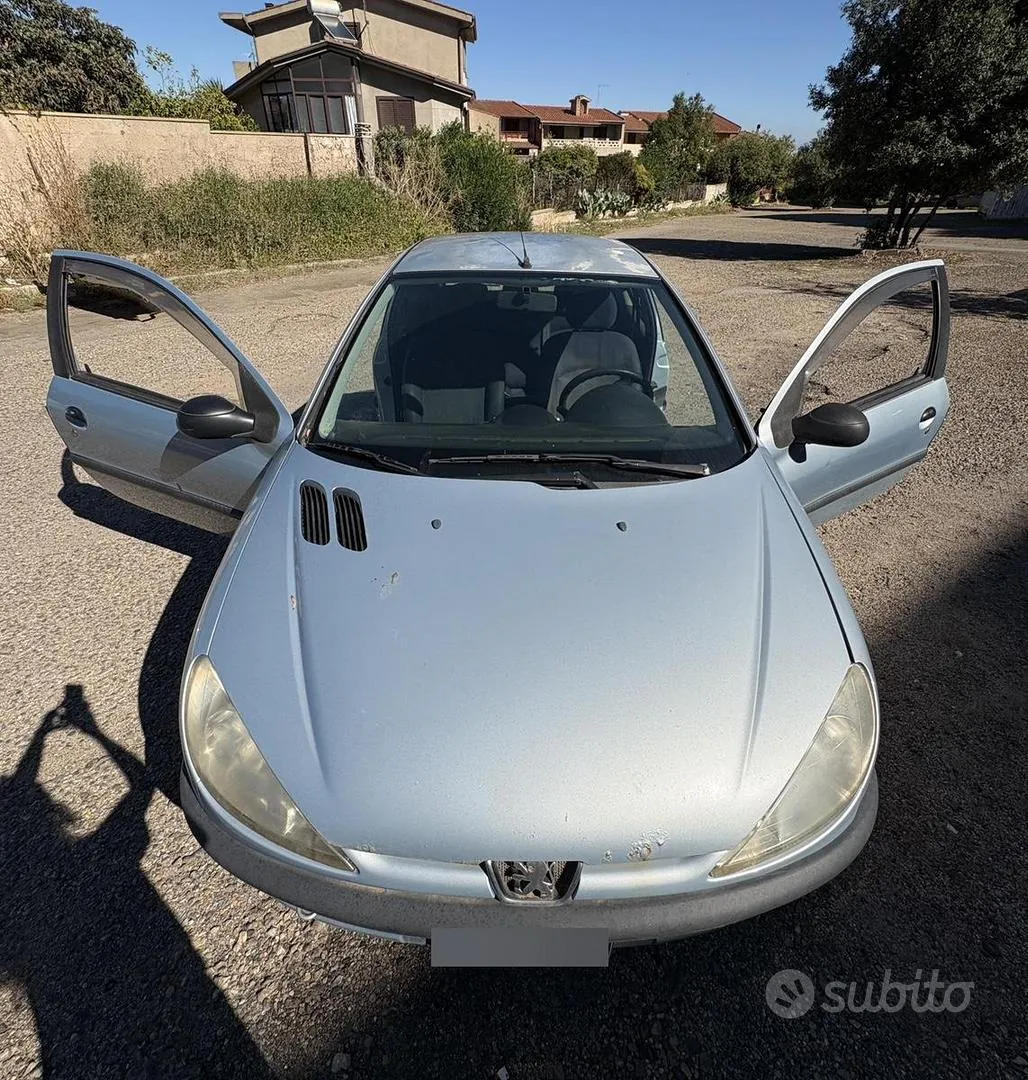 Peugeot 206 2004 photo 3