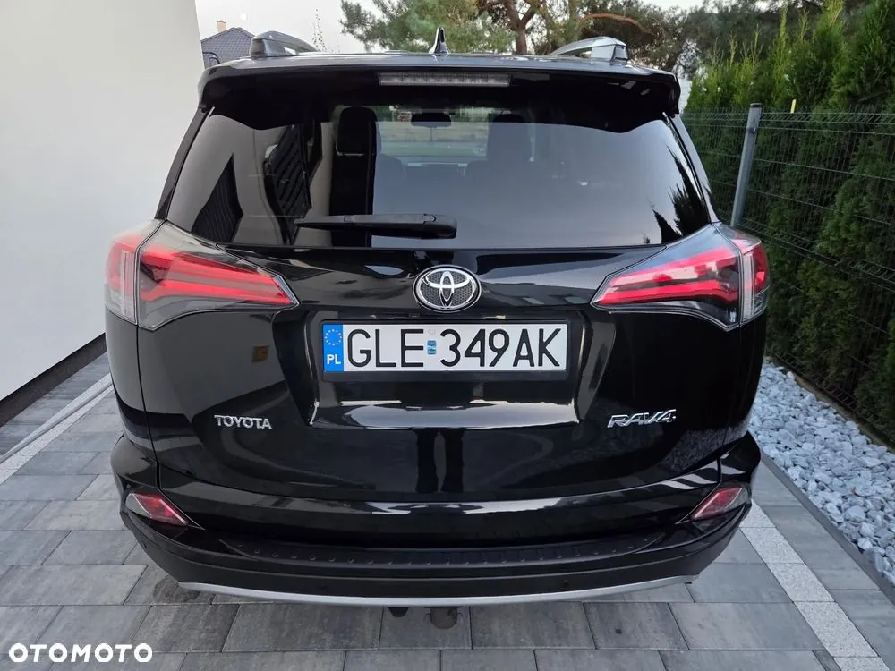 Toyota Rav4 2018 photo 3