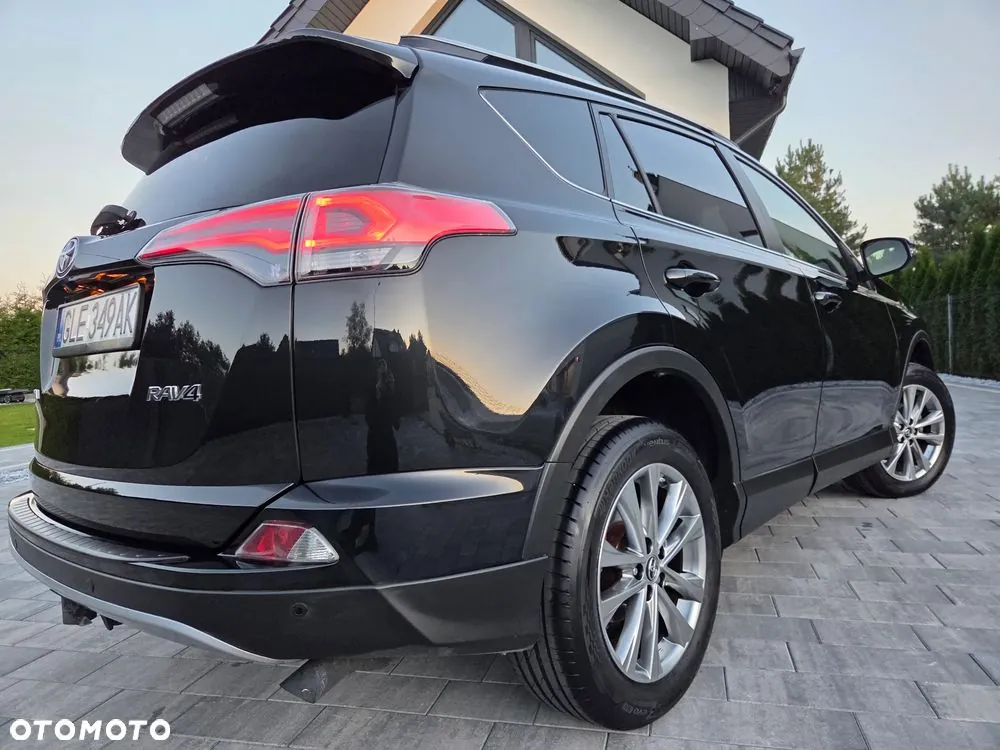 Toyota Rav4 2018 photo 4
